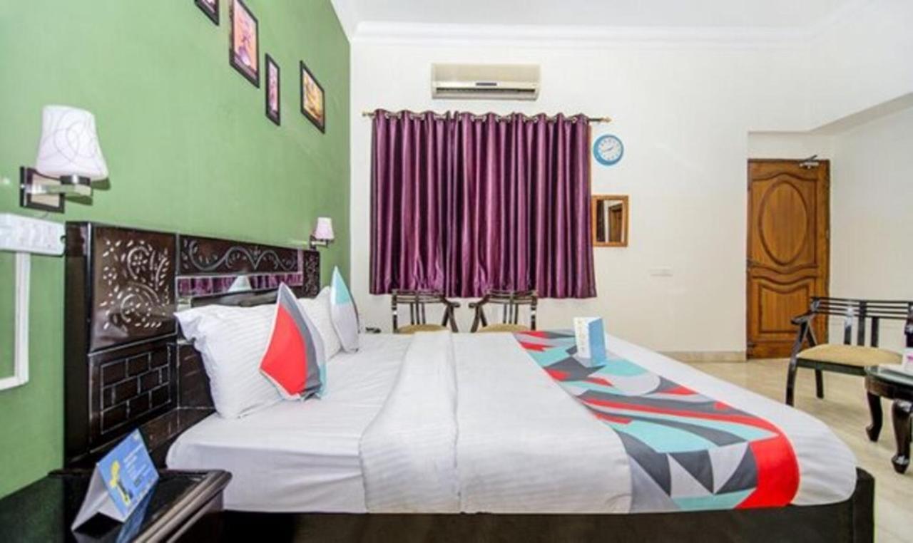 Fabexpress Ashray Hotel Noida Luaran gambar