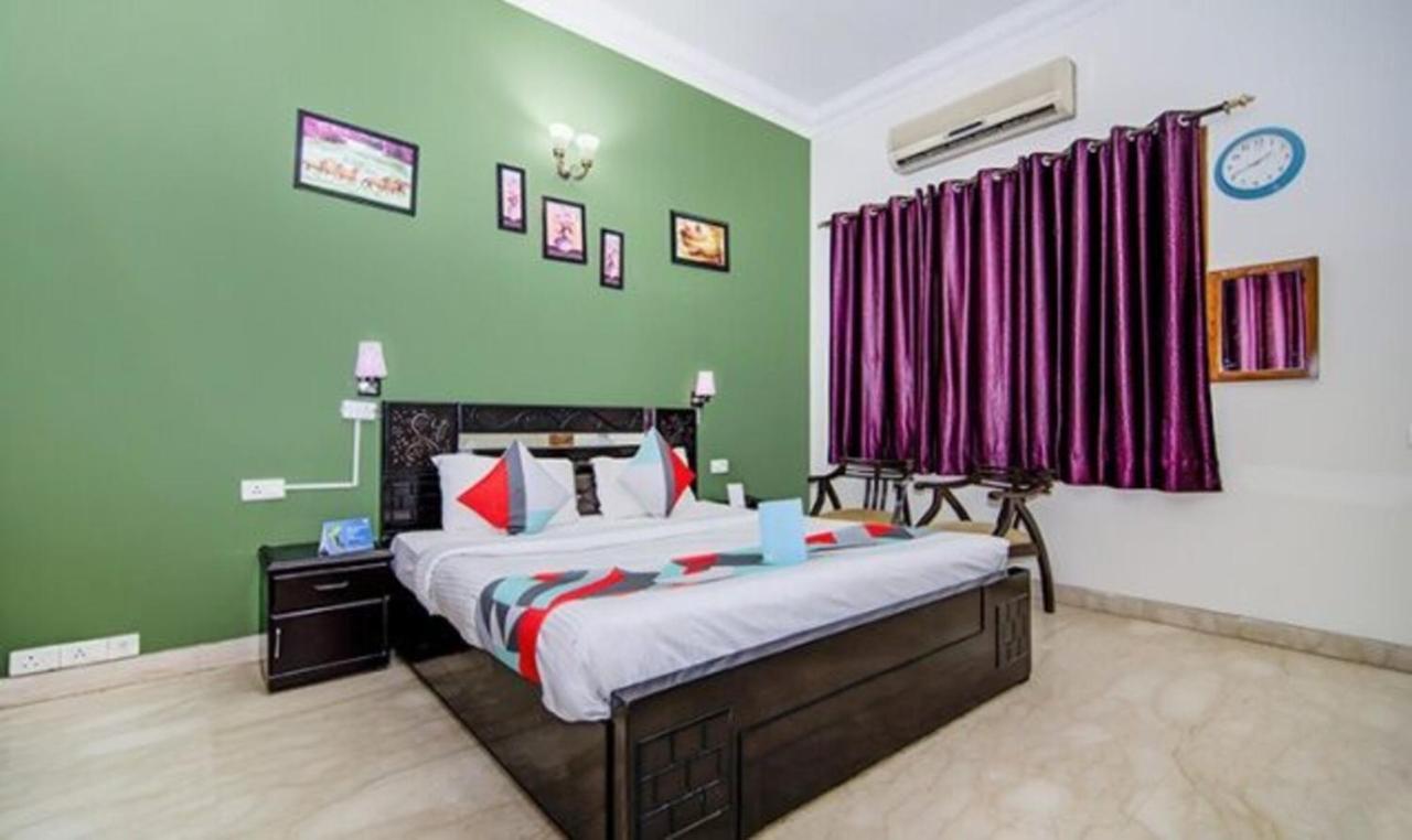 Fabexpress Ashray Hotel Noida Luaran gambar