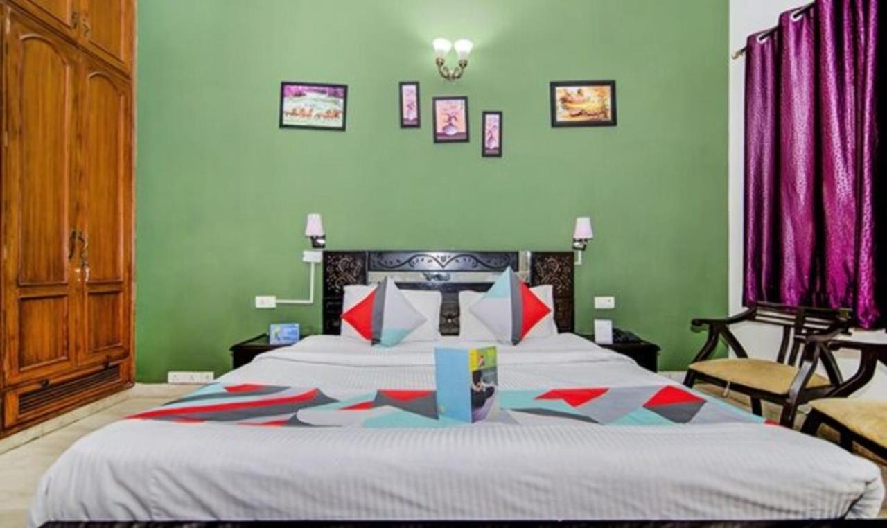 Fabexpress Ashray Hotel Noida Luaran gambar