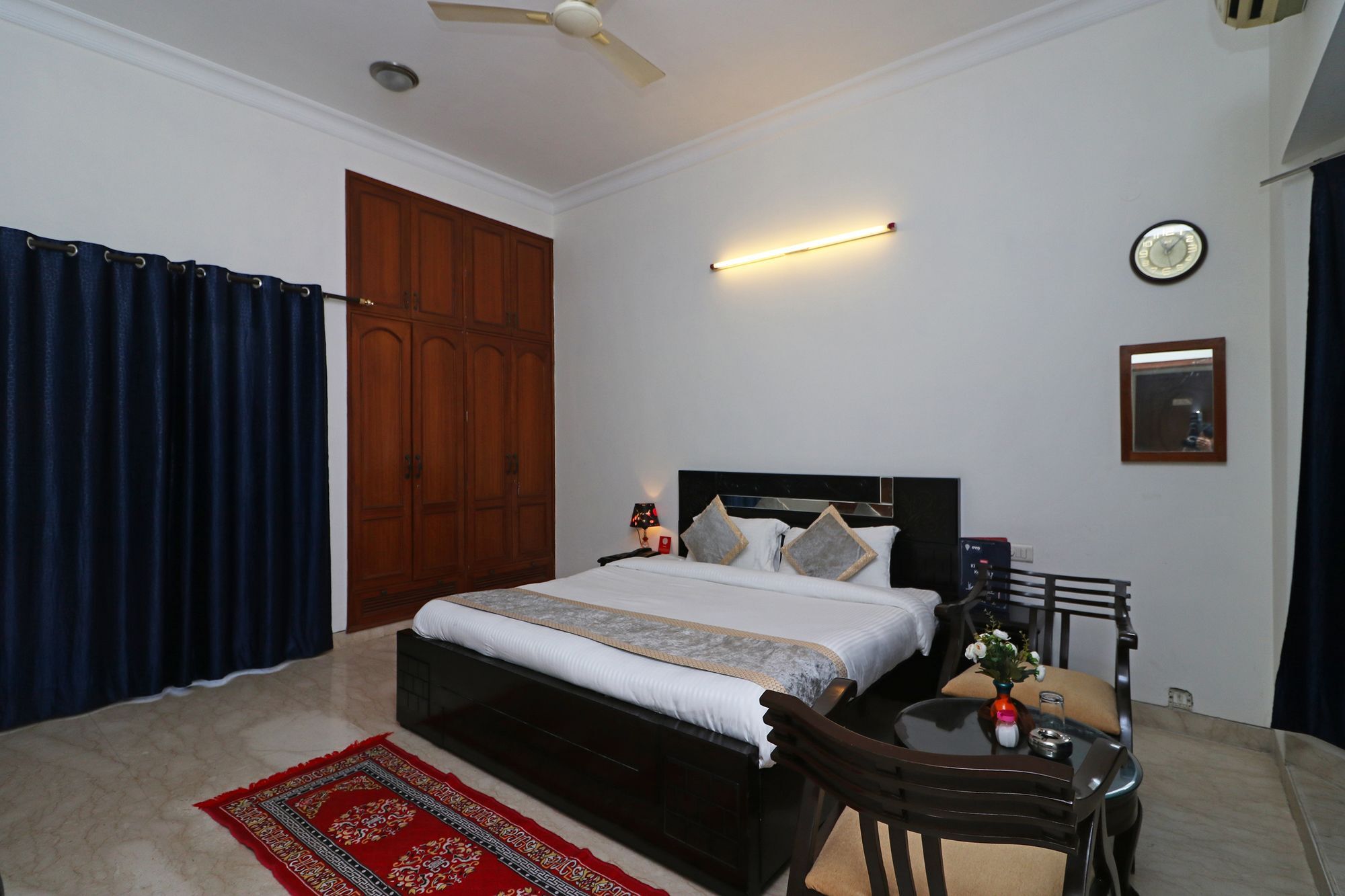 Fabexpress Ashray Hotel Noida Luaran gambar