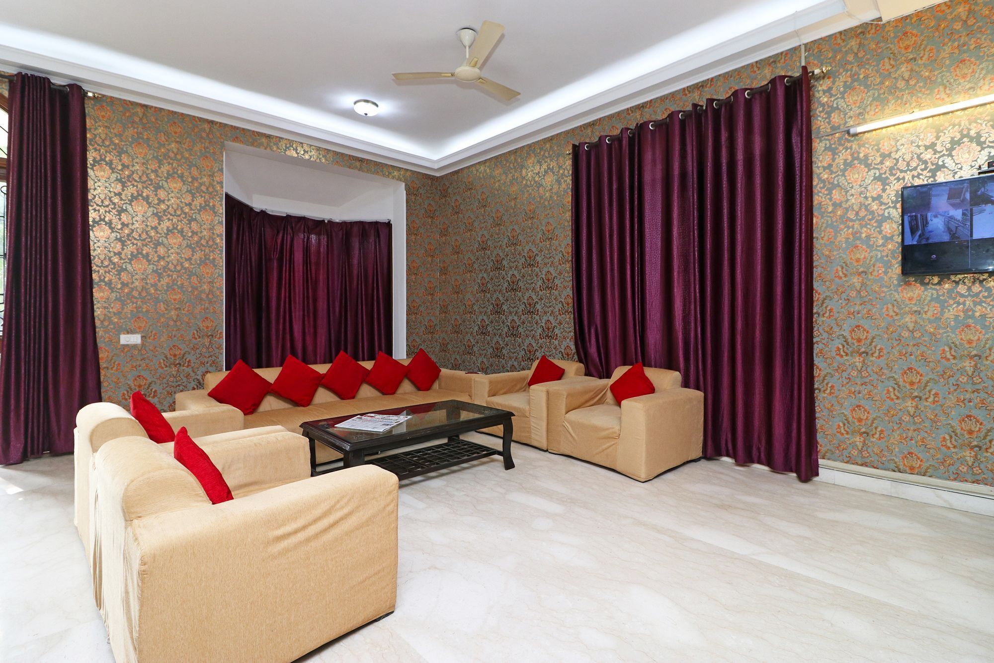 Fabexpress Ashray Hotel Noida Luaran gambar
