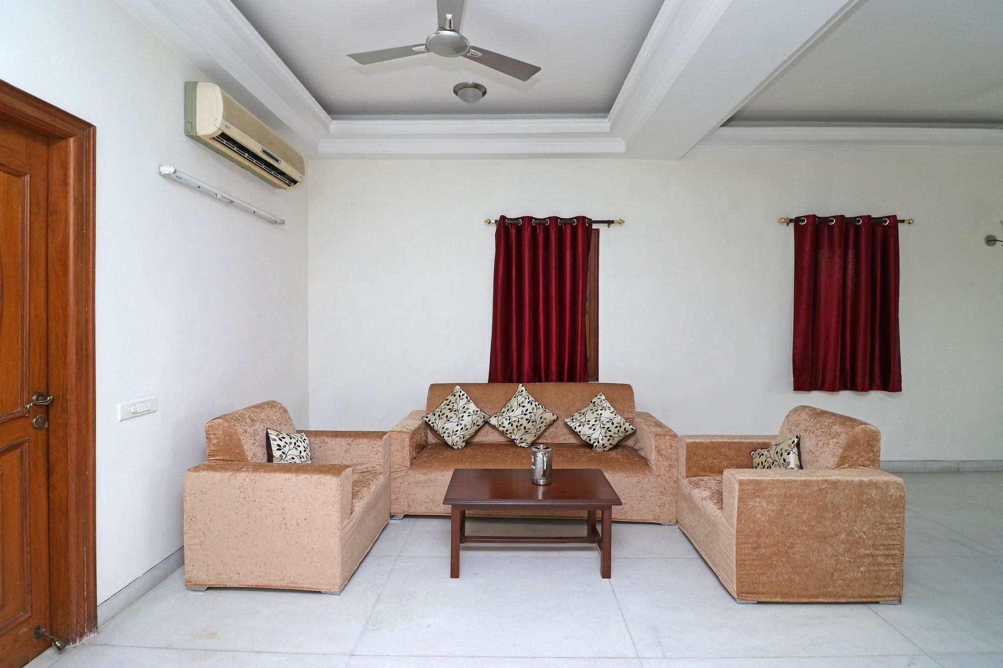 Fabexpress Ashray Hotel Noida Luaran gambar