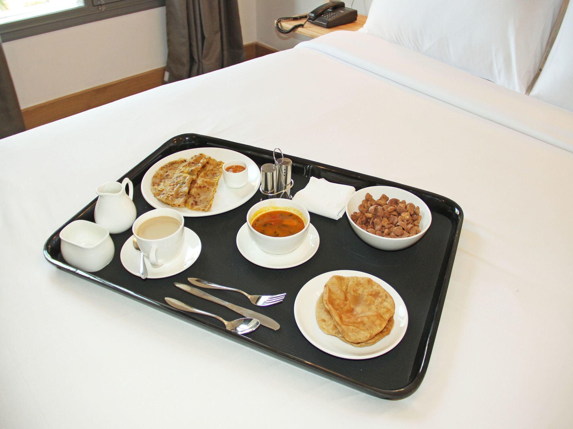 Fabexpress Ashray Hotel Noida Luaran gambar